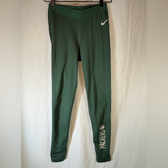 NFL Pants - Nike NFL Team Apparel Dri-Fit Green Bay Packers Women’s Fleece Lined LeggingsMed